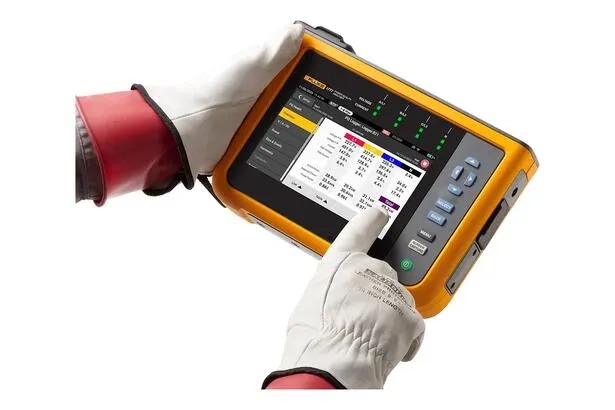 On-site power quality network audit and analysis service